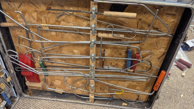Vintage Car Tool Window Kit in Case - photo 3