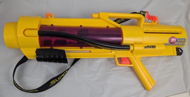 Vintage 1997 Larami Hasbro Super Soaker CPS 3200 no backpack
