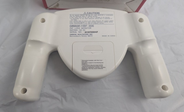 Omron Fat Loss Monitor HBF-306CAN Tracker BMI Weight White - photo 4