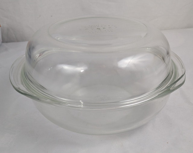 Vintage PYREX 026 Dome 3QT Oven Roaster w/ Lid 687-C