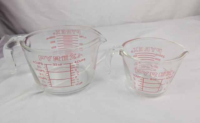 2pc PYREX 1980’s 533 4 Cup & 508 1 Cup Measuring Cups - photo 2