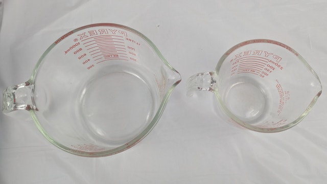 2pc PYREX 1980’s 533 4 Cup & 508 1 Cup Measuring Cups - photo 3