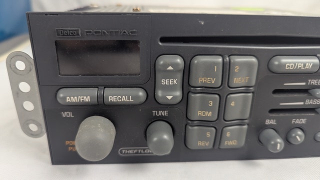 PONTIAC BONNEVILLE TRANS AM/GRAND AM/FM/CD - 7 BAND EQ RADIO STE - photo 2