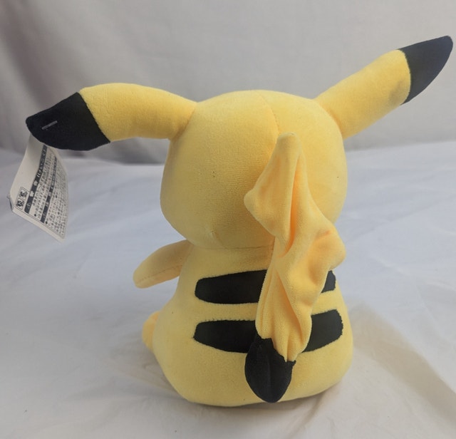 Thunderbolt Project Fragment & Pokémon Rare Yellow Pikachu Plush - photo 3