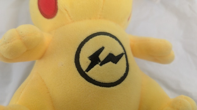 Thunderbolt Project Fragment & Pokémon Rare Yellow Pikachu Plush - photo 5