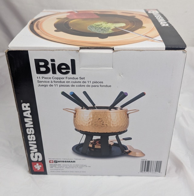 BRAND NEW Swissmar BIEL 11 Piece Copper Fondue Set