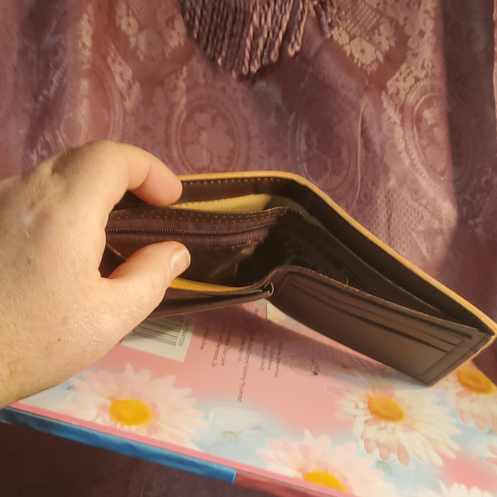 Men's Wallet with Contrast Trim, Card Slots, ID Window - photo 4
