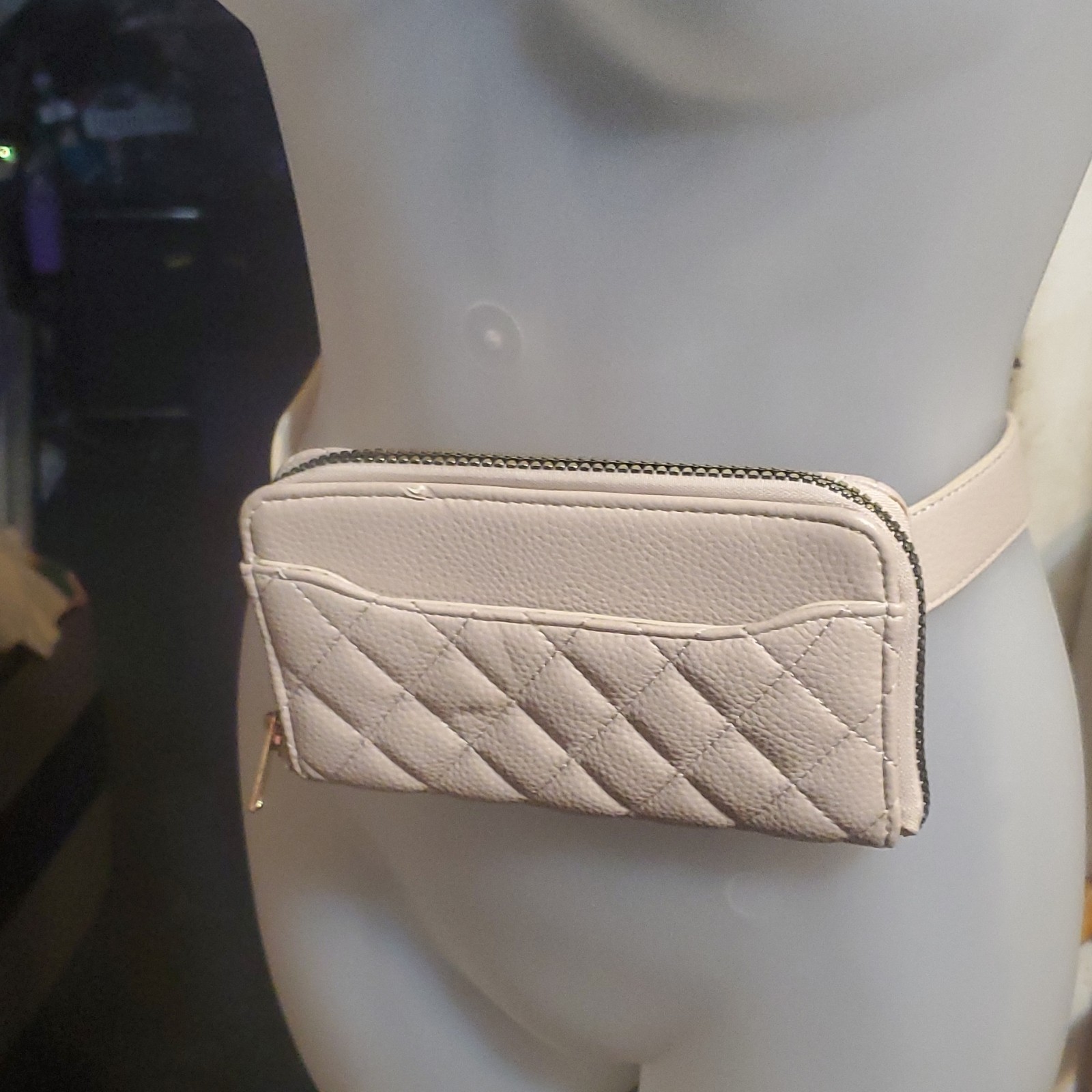 Cellphone Holder + Beige Quilted Waist Pack - photo 2