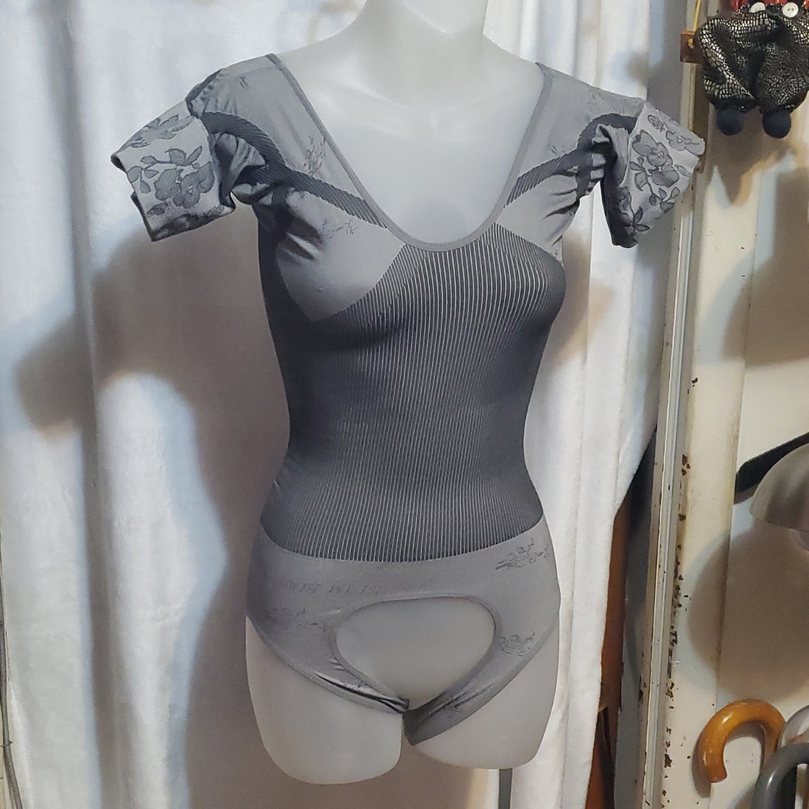 Slim Body Gray Floral Shapewear Bodysuit - Women S / Girls L - photo 3