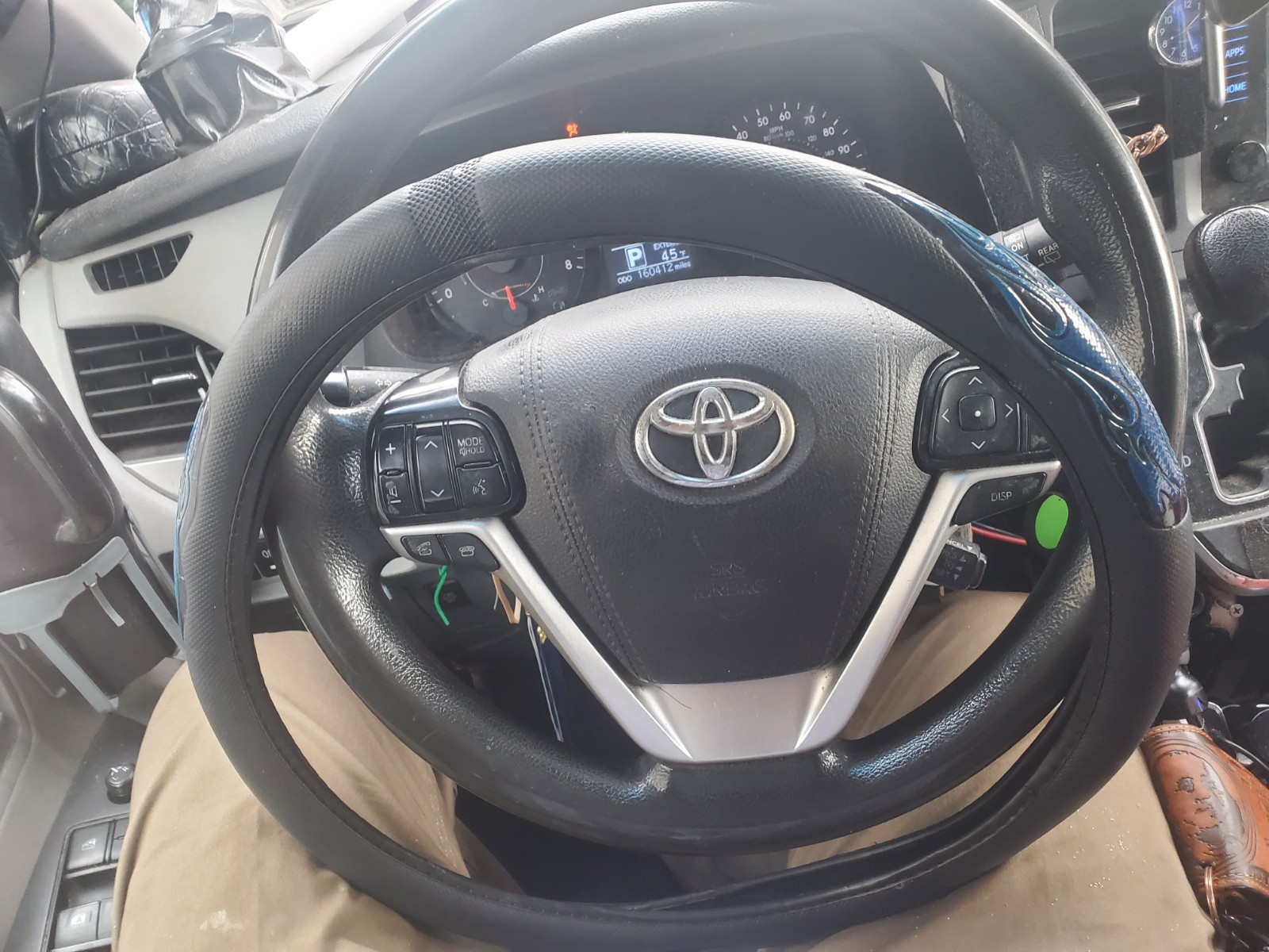 A nice steering wheel cover check the pictures - photo 2