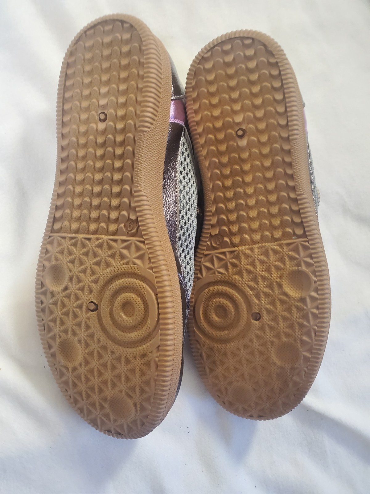 ROUGE Helium Gray Gold Hook & Loop women's Low Top Athletic Snea - photo 5