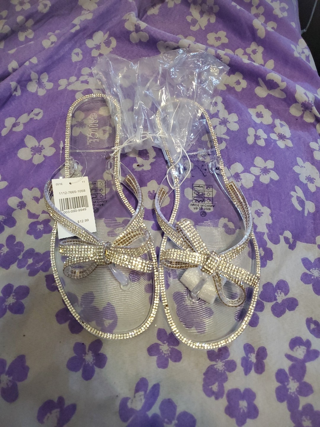 Rogue Flat Sandals Rhinestone Bow Clear Silver Slip On Size 10