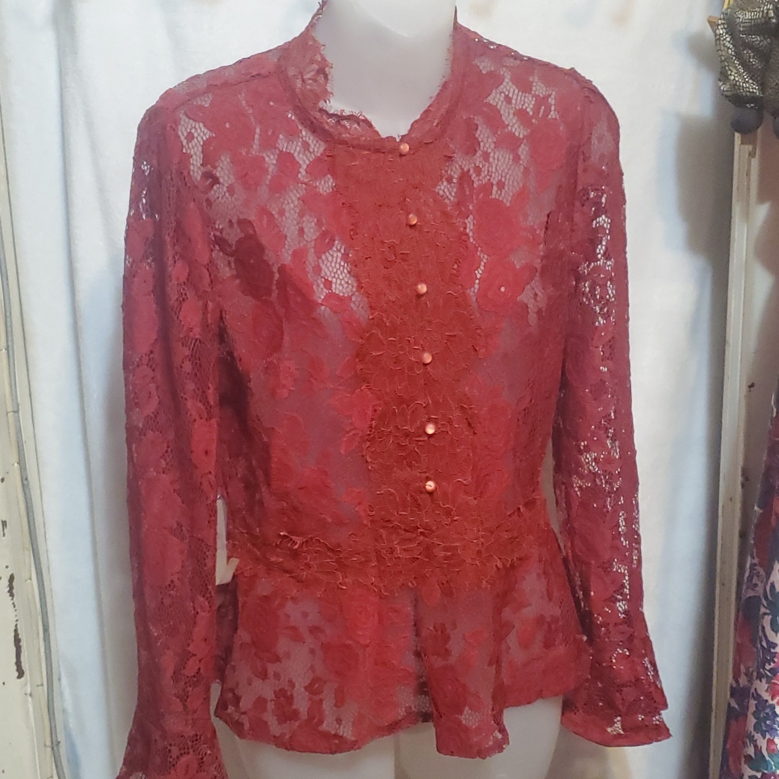 Melograno Rico Red Lace Floral Button Ruffle Sheer Blouse M