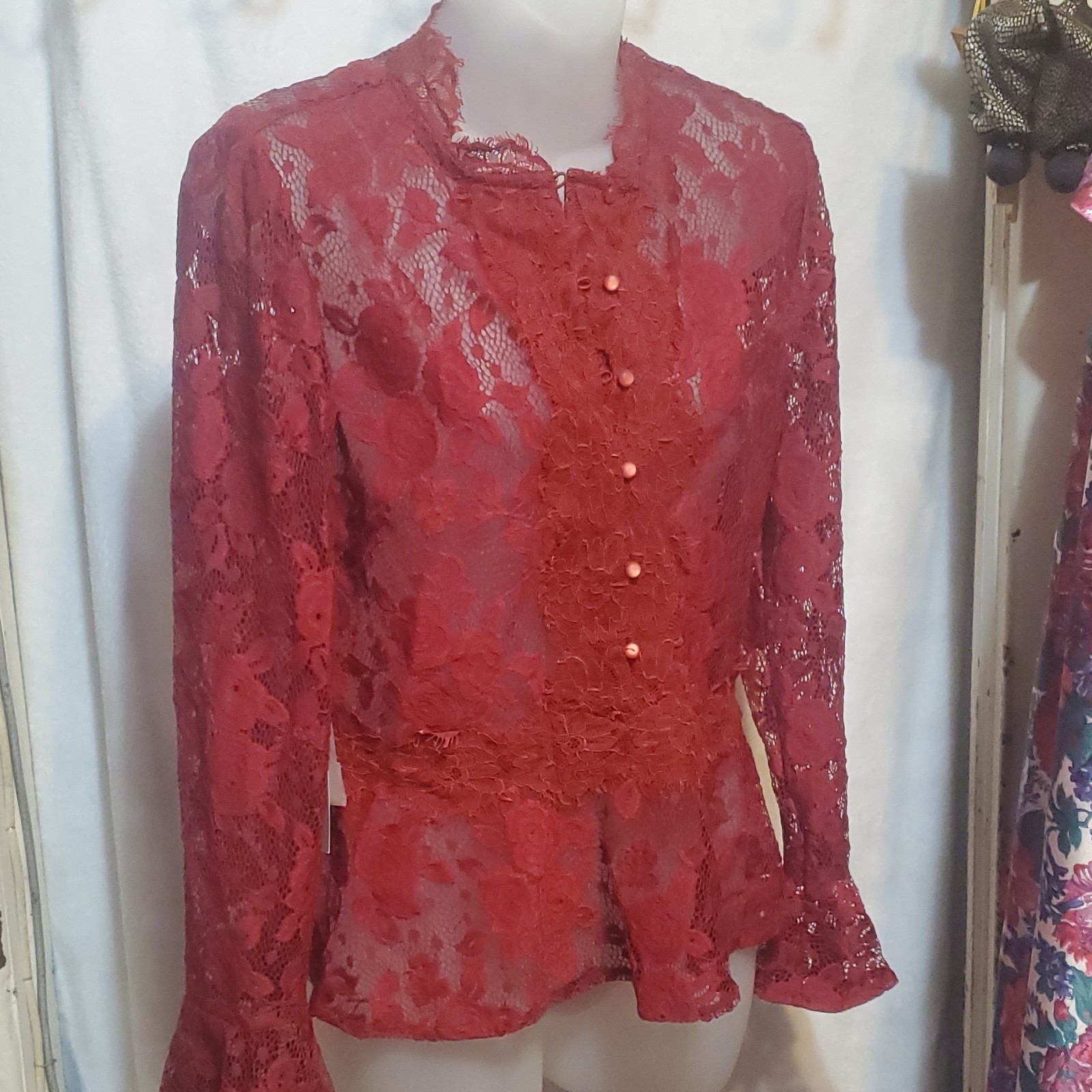 Melograno Rico Red Lace Floral Button Ruffle Sheer Blouse M - photo 2