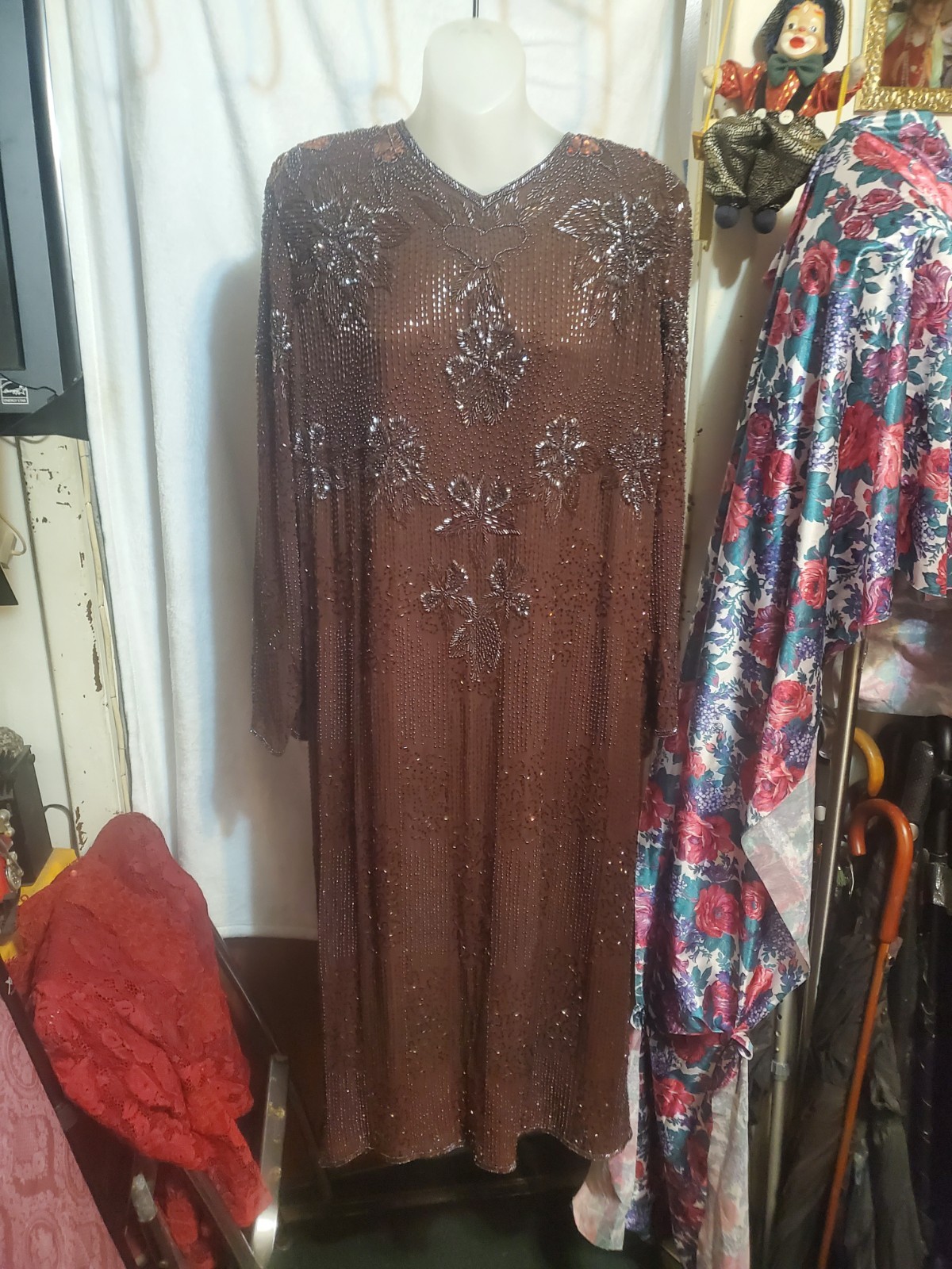 Very nice exclusive human gown Size 18 to 20