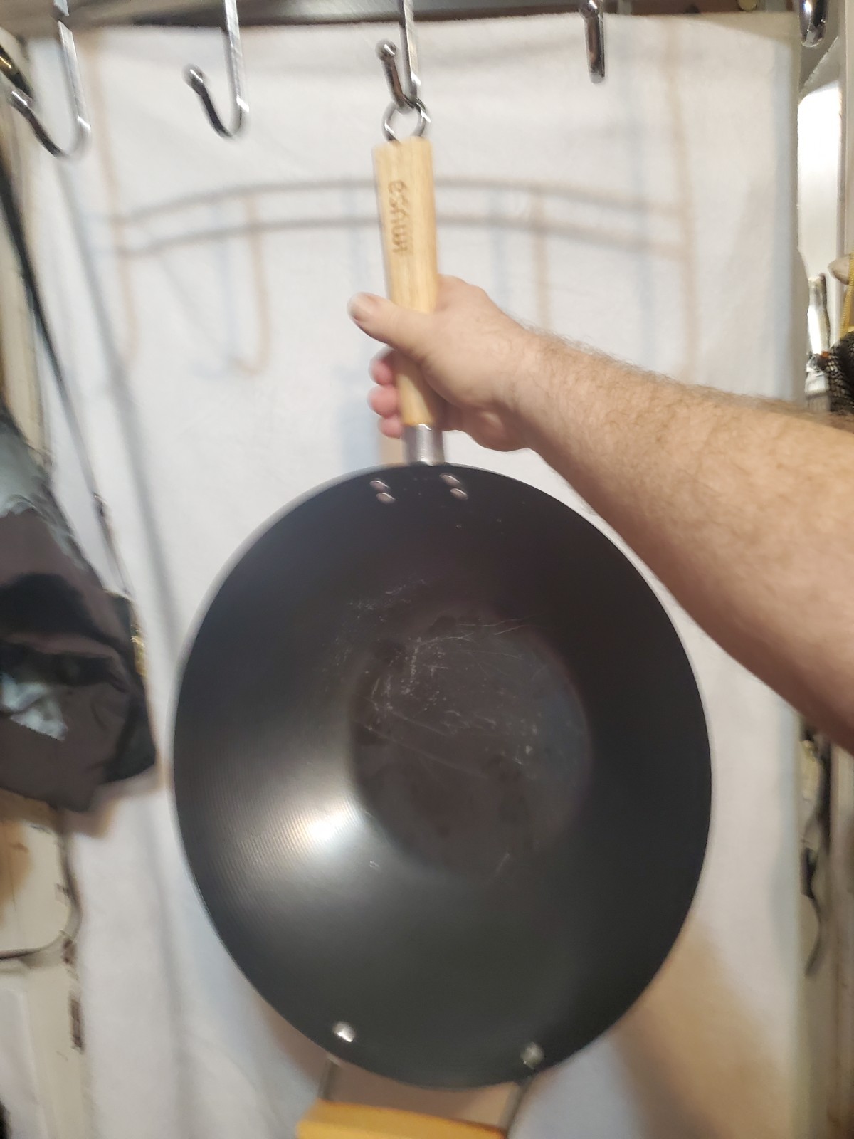 Big Black Wok with Wooden Handle - photo 2