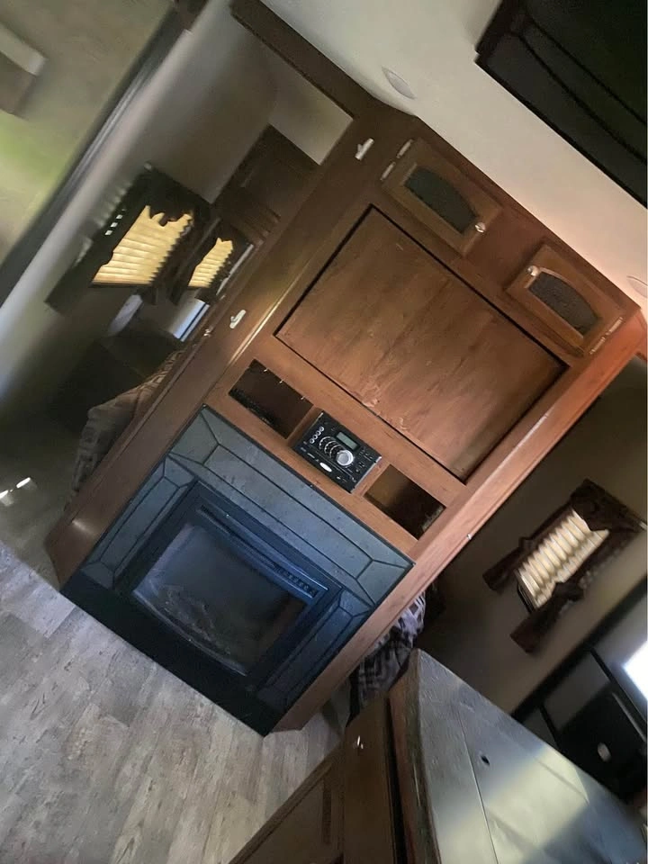2016 Coachmen Freedom Express Travel Trailer - photo 5
