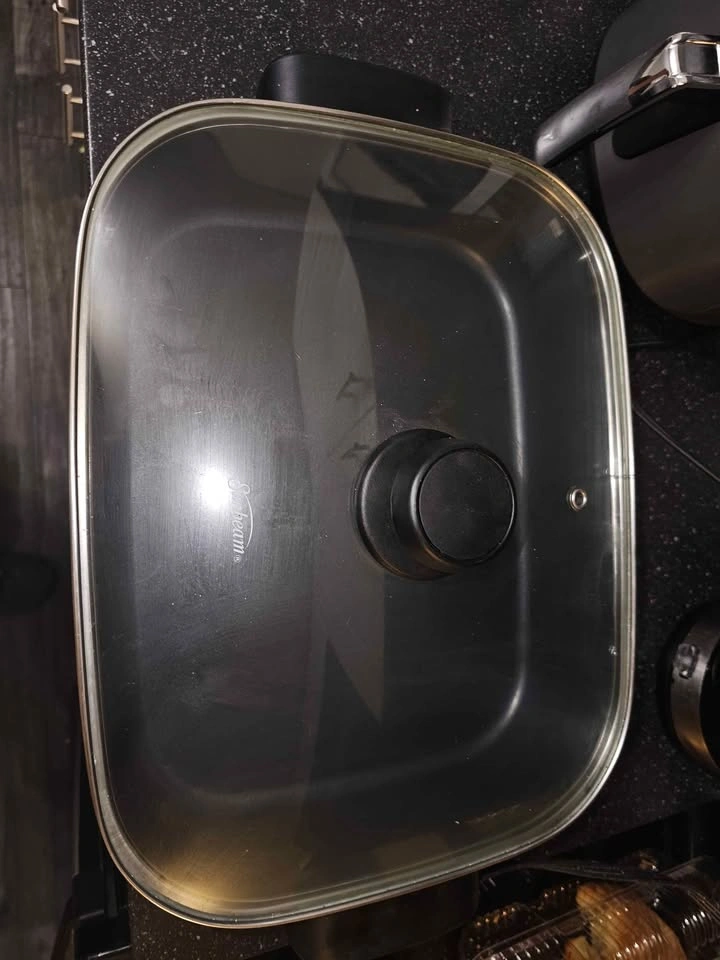 Sunbeam electric skillet - photo 2