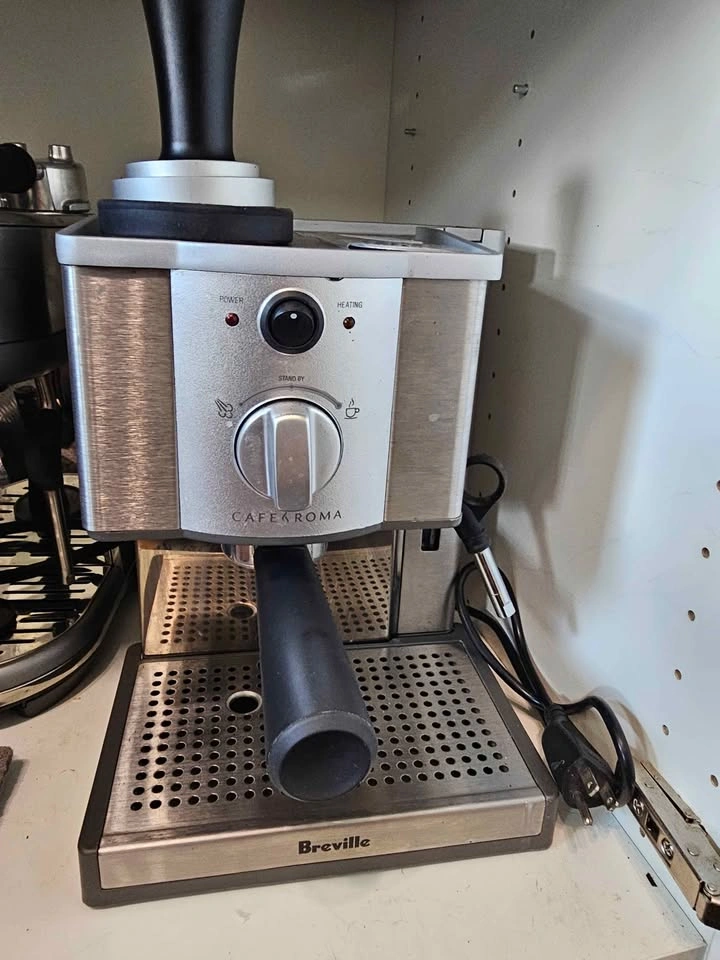 Breville Cafe Roma Espresso Machine - photo 4