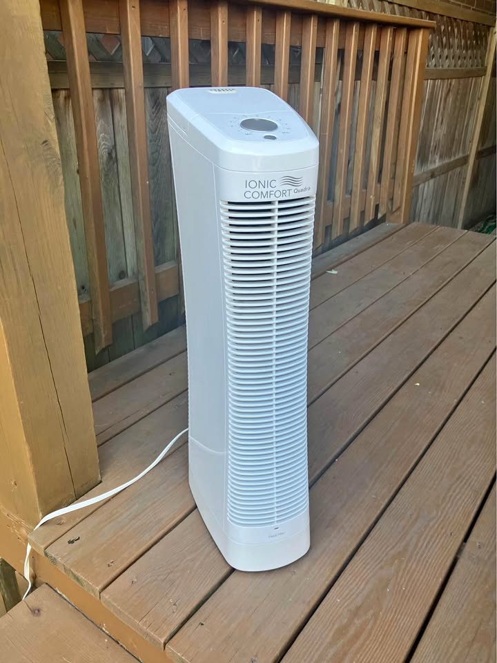 Sharper Image Air Purifier - Washable Filter