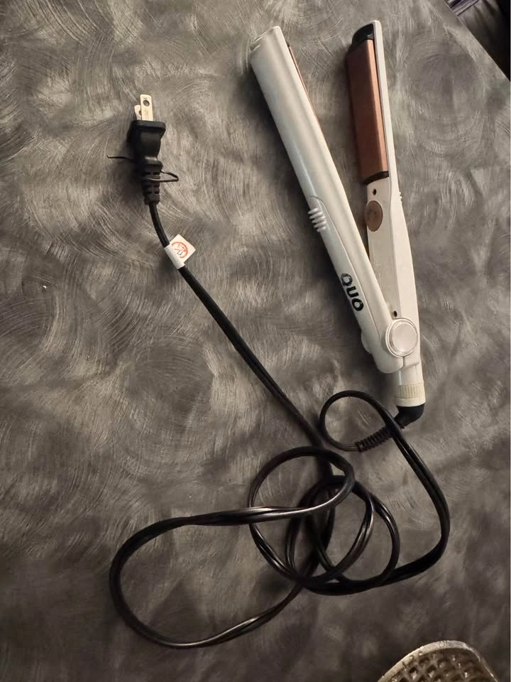 Coffee Machine; Vacuum Cleaner; Hair Straightener - photo 3