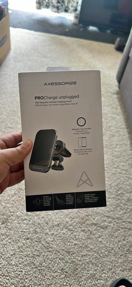 AXESSORIZE PROCharge 15W Magnetic Wireless Car Mount