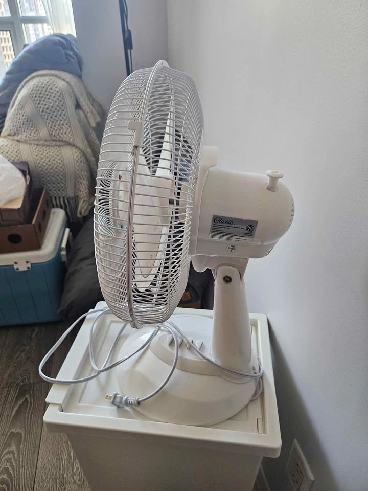 Desk fan - photo 2