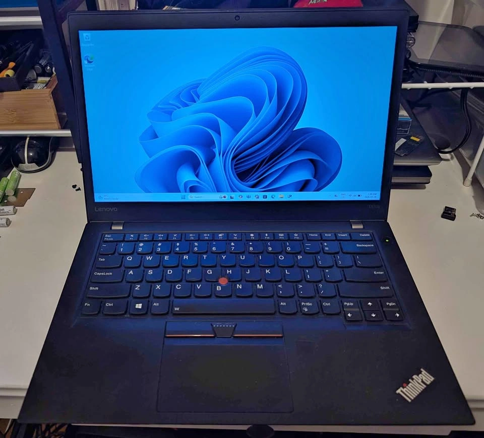Lenovo T470s 14" FHD i5-7300U 8GB/256GB Win 11 Pro + Office