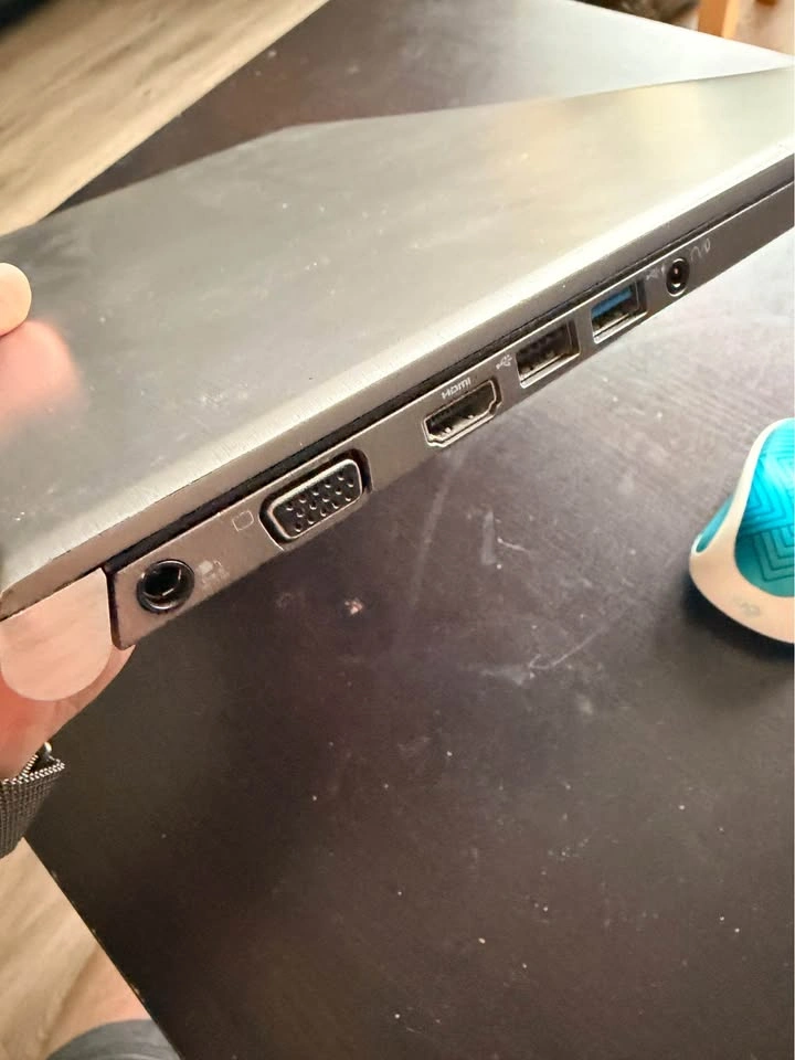 Toshiba Tecra Z50-A Laptop | i5 | 16GB RAM | 1TB SSD | FHD - photo 3