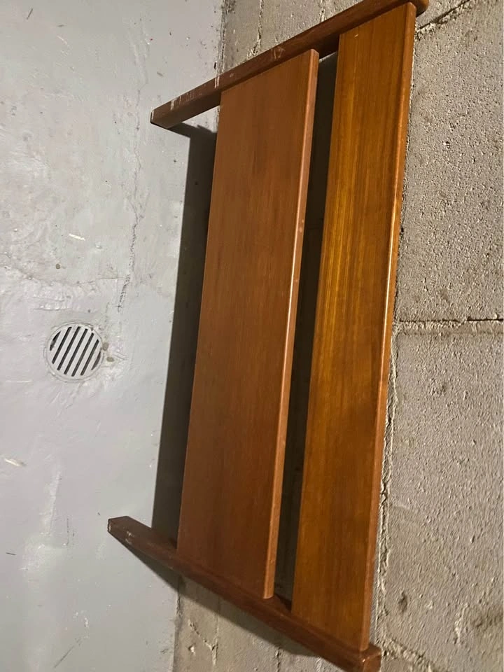 Antique Toddler Bed - photo 2