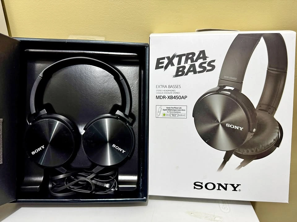 SONY Extra Bass WIRED Headphones - Great for Laptops/Desktops!