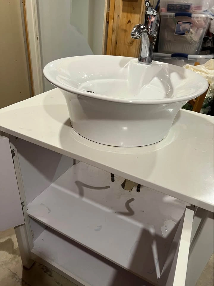 30" Cottage-Style Bathroom Vanity with Vessel Sink & Faucet - photo 5