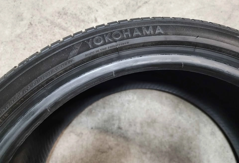 1 No. P225/40R18 Yokohama Allseasons Tire - photo 4