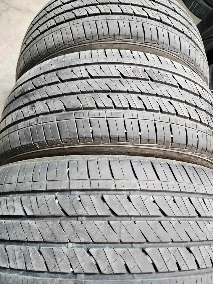 3 No. 245/50R20 Bridgestone Dueler Allseason Tires