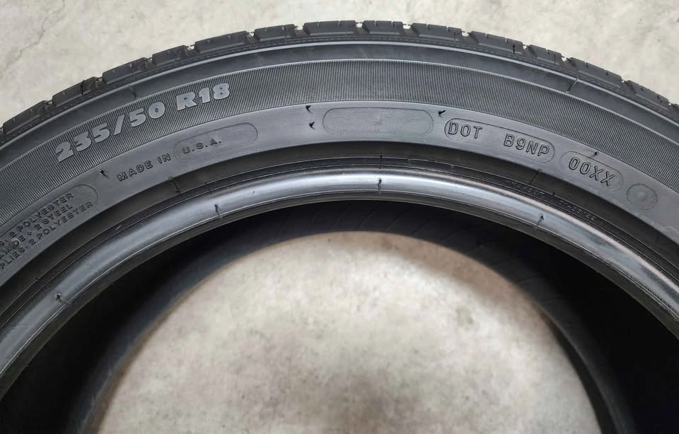 2 Michelin Latitude Tour HP All Season Tires 235/50R18 - photo 5