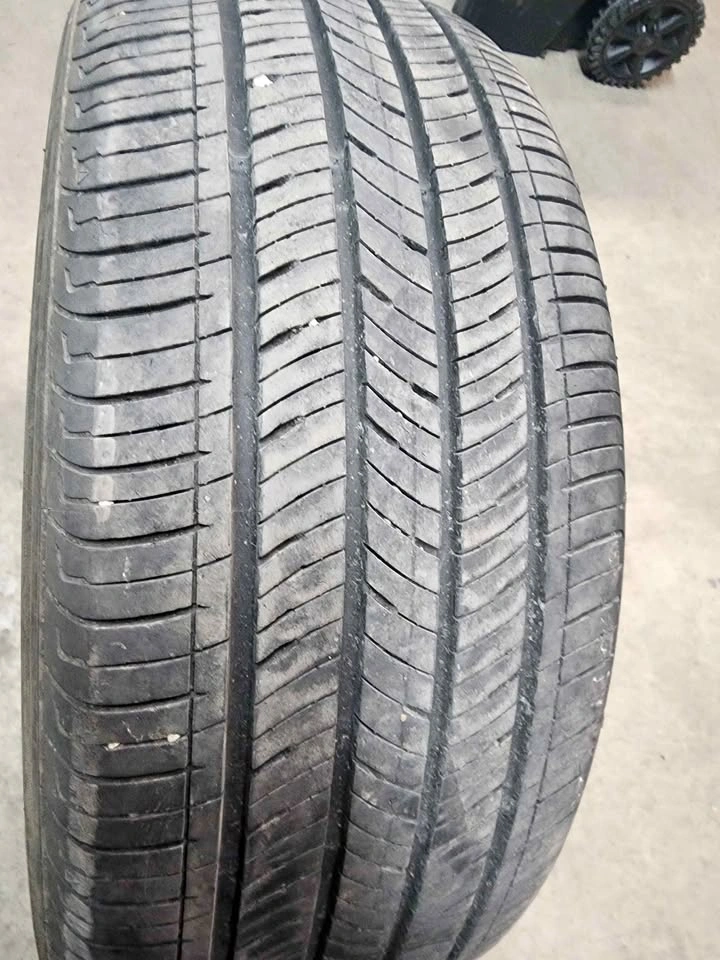 1No. 205/55 R16 Kumho Solus TA31 Tire