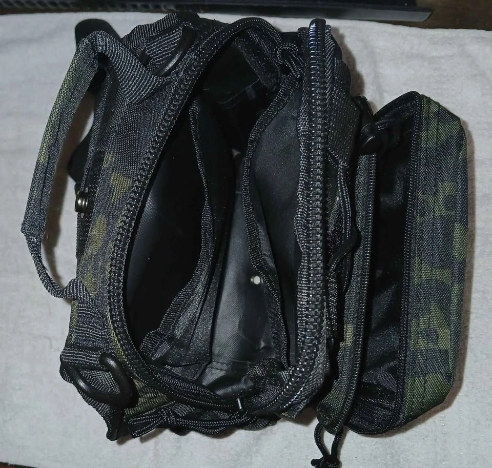 Travel Tactical Crossbody Sling Bag Cammo BNIB - photo 4