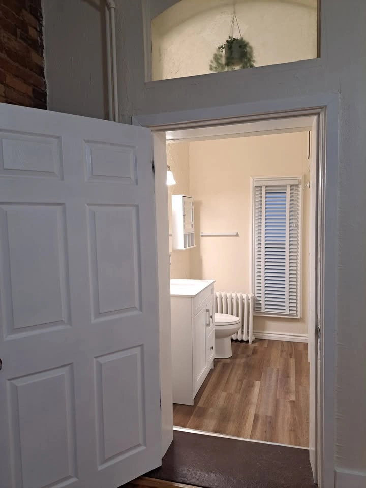 2 Beds 2 Baths Apartment - photo 5