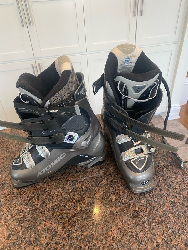 Woman Atomic Ski Boots 25C - photo 2