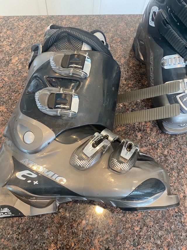 Woman Atomic Ski Boots 25C - photo 4