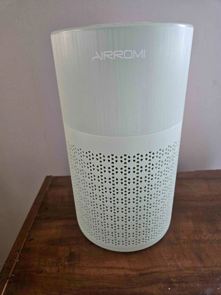 Airomi HEPA air filter