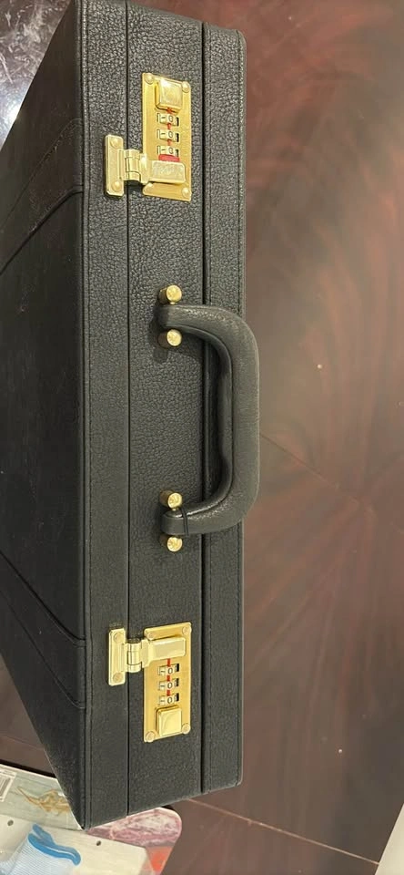 Cavalier Black Briefcase w Combo Locks - photo 2