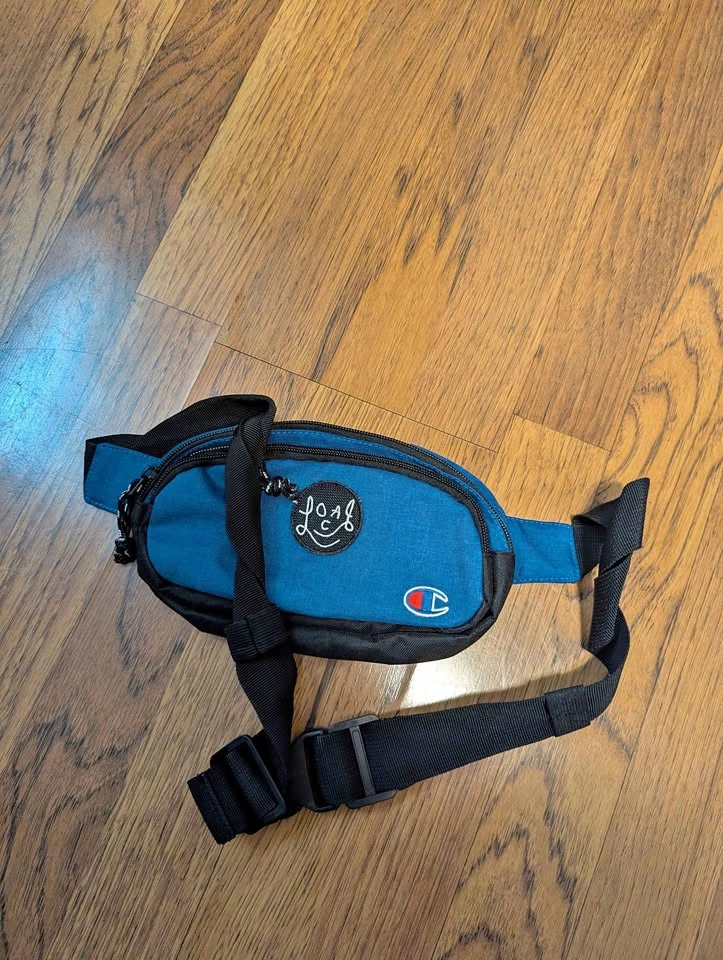 Champion fanny pack