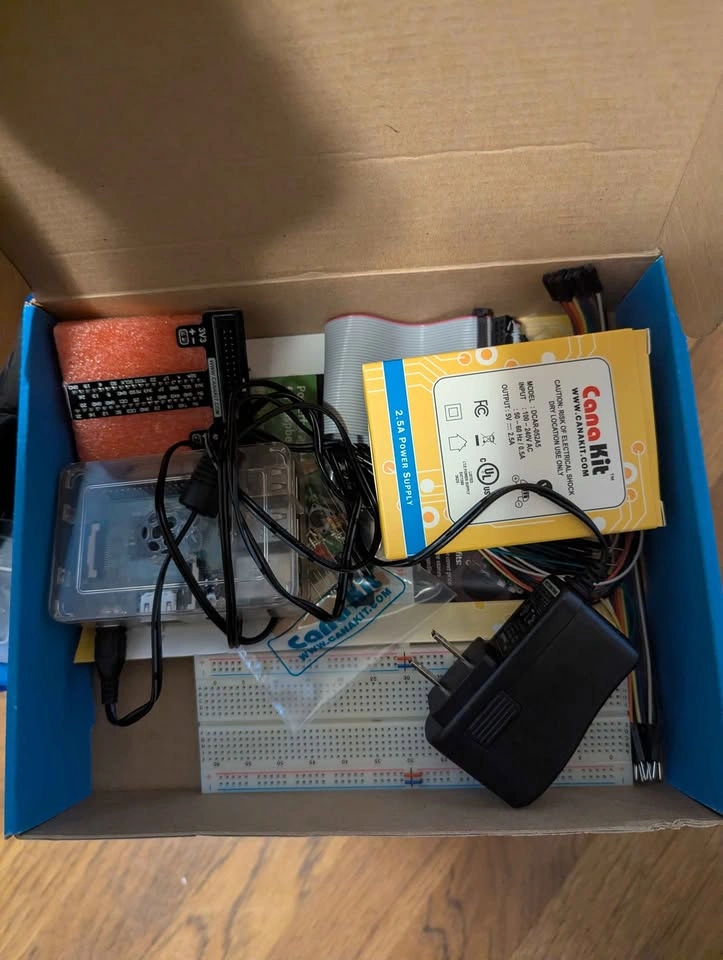 Raspberry Pi 3 Ultimate Starter Kit - photo 2