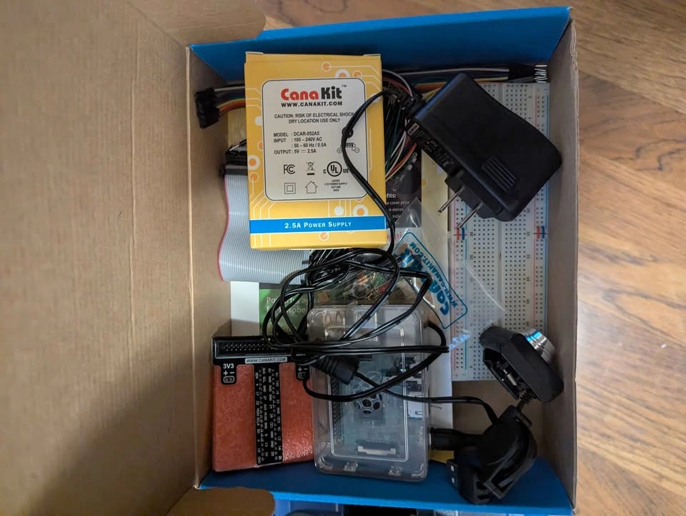 Raspberry Pi 3 Ultimate Starter Kit - photo 3