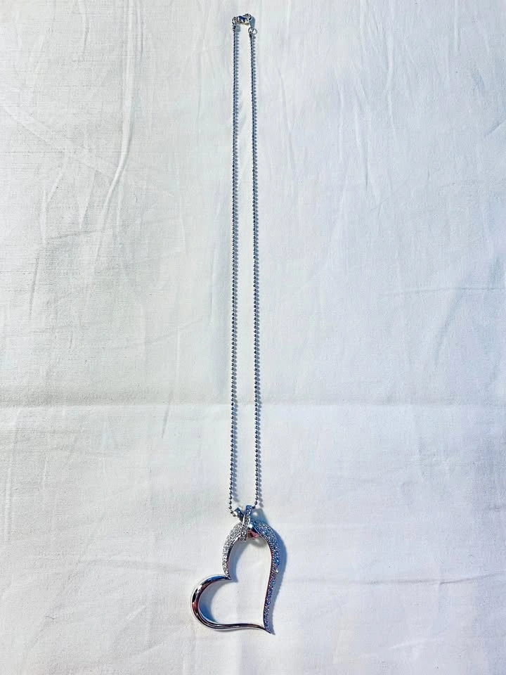 Heart Pendent Necklace