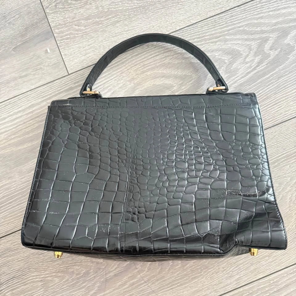 Esquire Black Crocodile Embossed Top Handle Handbag - photo 2