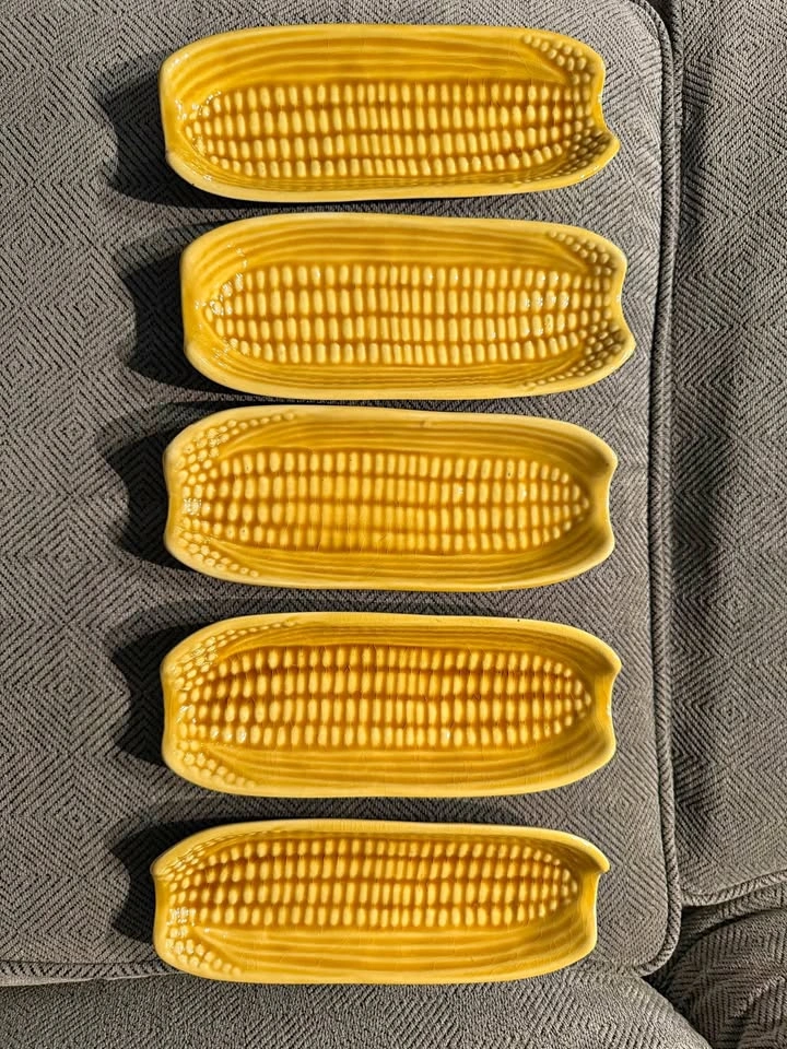Vintage Secla brand, Portuguese hand-made corn plates