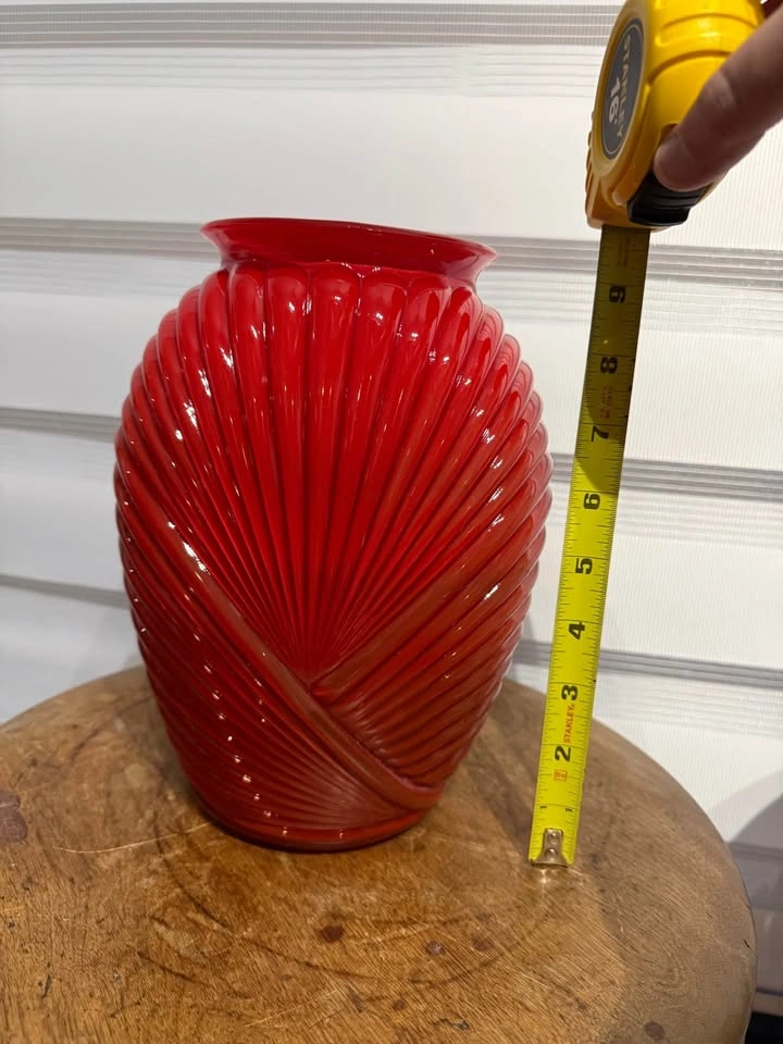 Anchor Hocking 1980’s Red Art Deco Vase - photo 3