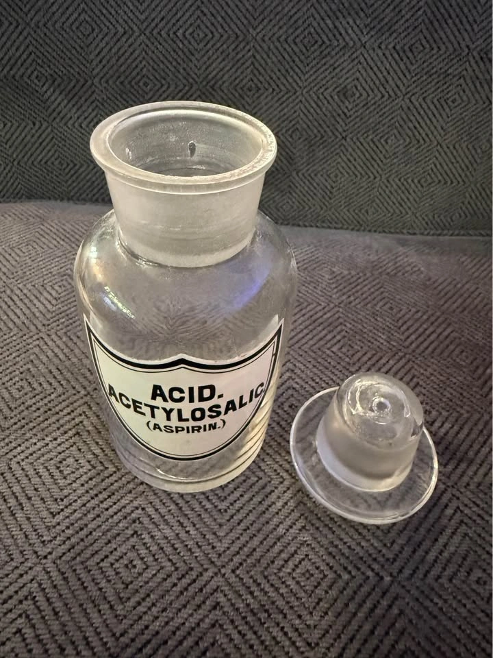 Antique apothecary Aspirin bottle - photo 2
